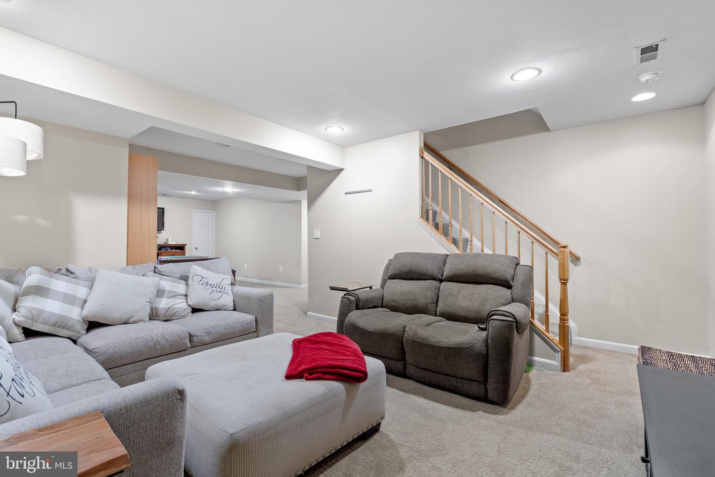 15008 SENECA KNOLL WAY, HAYMARKET, Virginia 20169, 4 Bedrooms Bedrooms, ,3 BathroomsBathrooms,Residential,For sale,15008 SENECA KNOLL WAY,VAPW2091694 MLS # VAPW2091694