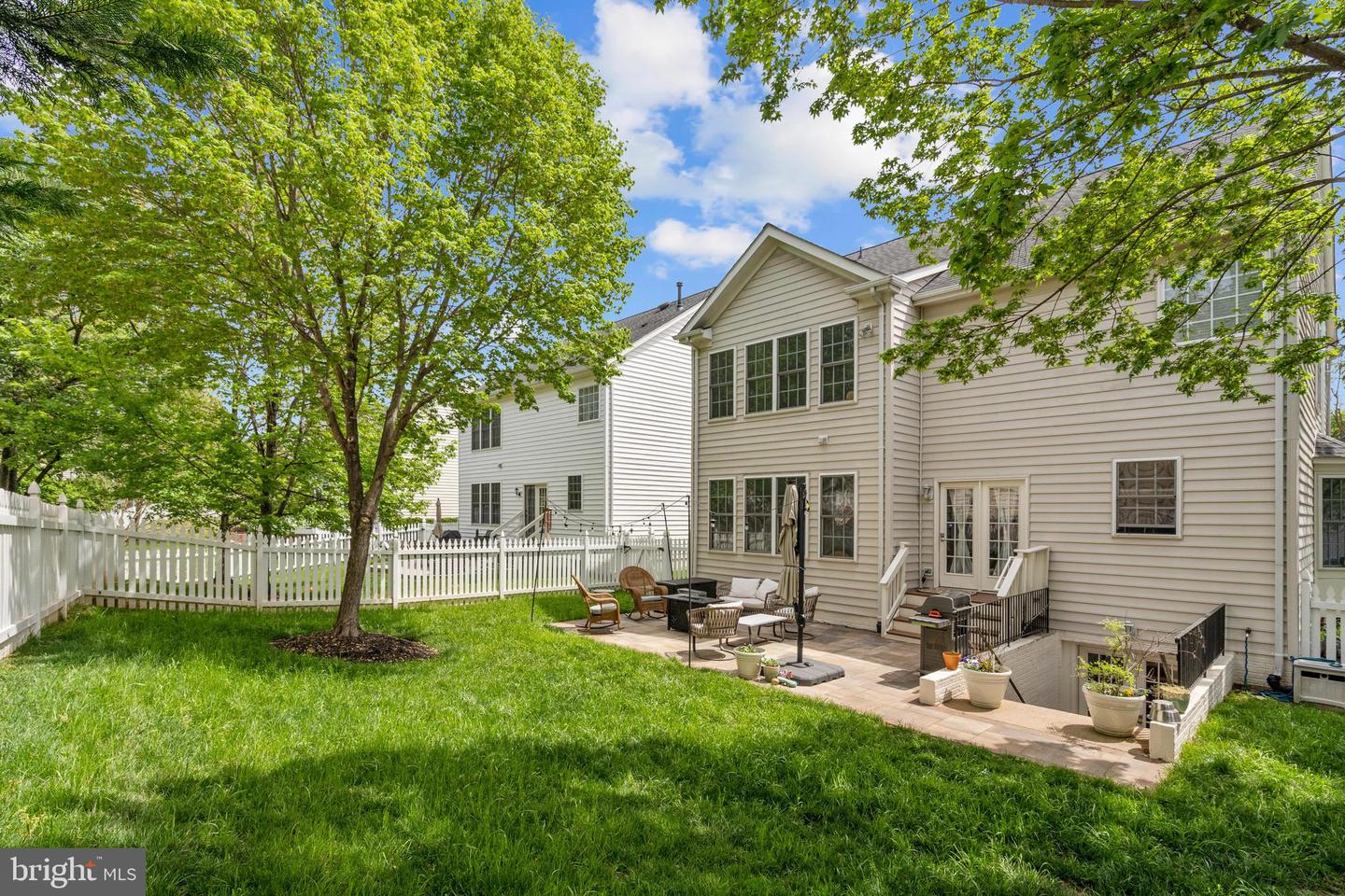 15008 SENECA KNOLL WAY, HAYMARKET, Virginia 20169, 4 Bedrooms Bedrooms, ,3 BathroomsBathrooms,Residential,For sale,15008 SENECA KNOLL WAY,VAPW2091694 MLS # VAPW2091694