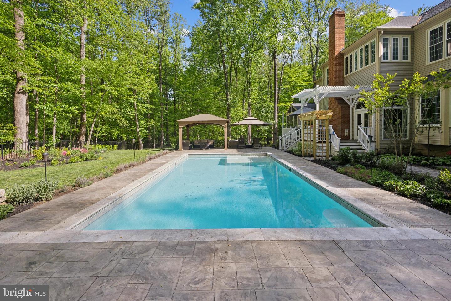 6601 RUTLEDGE DR, FAIRFAX STATION, Virginia 22039, 5 Bedrooms Bedrooms, ,4 BathroomsBathrooms,Residential,For sale,6601 RUTLEDGE DR,VAFX2233294 MLS # VAFX2233294