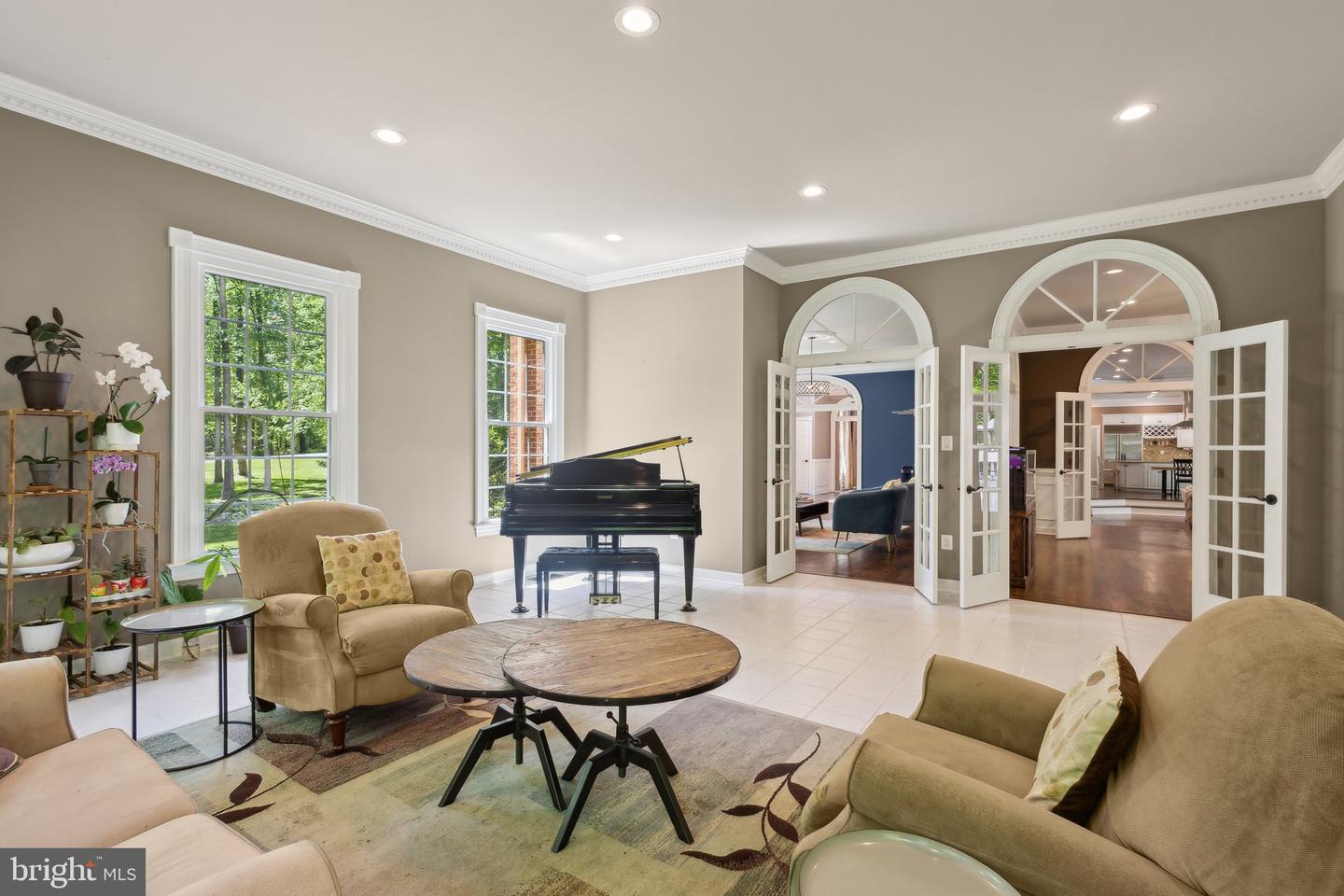 6601 RUTLEDGE DR, FAIRFAX STATION, Virginia 22039, 5 Bedrooms Bedrooms, ,4 BathroomsBathrooms,Residential,For sale,6601 RUTLEDGE DR,VAFX2233294 MLS # VAFX2233294