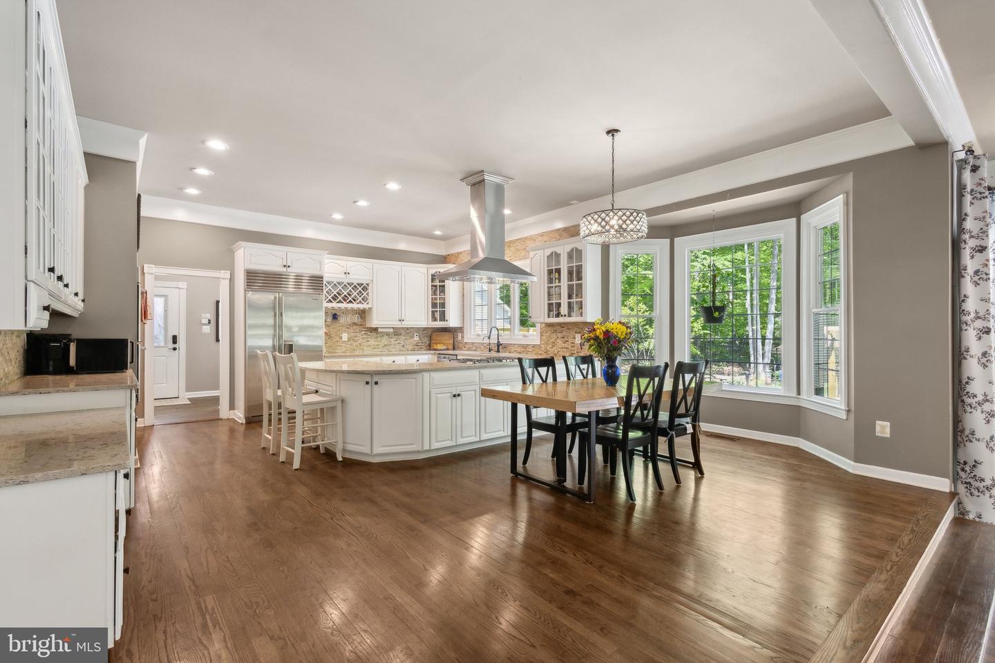 6601 RUTLEDGE DR, FAIRFAX STATION, Virginia 22039, 5 Bedrooms Bedrooms, ,4 BathroomsBathrooms,Residential,For sale,6601 RUTLEDGE DR,VAFX2233294 MLS # VAFX2233294