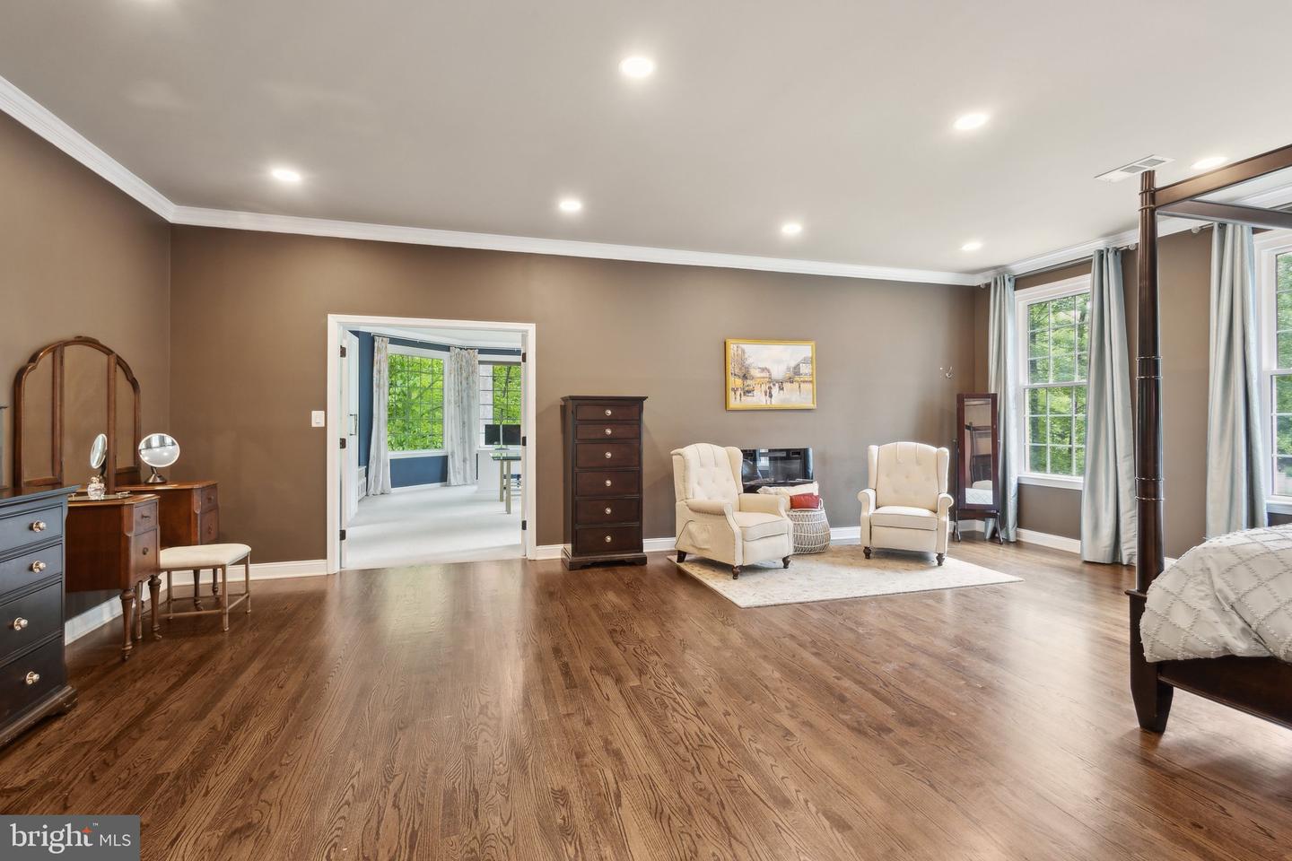 6601 RUTLEDGE DR, FAIRFAX STATION, Virginia 22039, 5 Bedrooms Bedrooms, ,4 BathroomsBathrooms,Residential,For sale,6601 RUTLEDGE DR,VAFX2233294 MLS # VAFX2233294