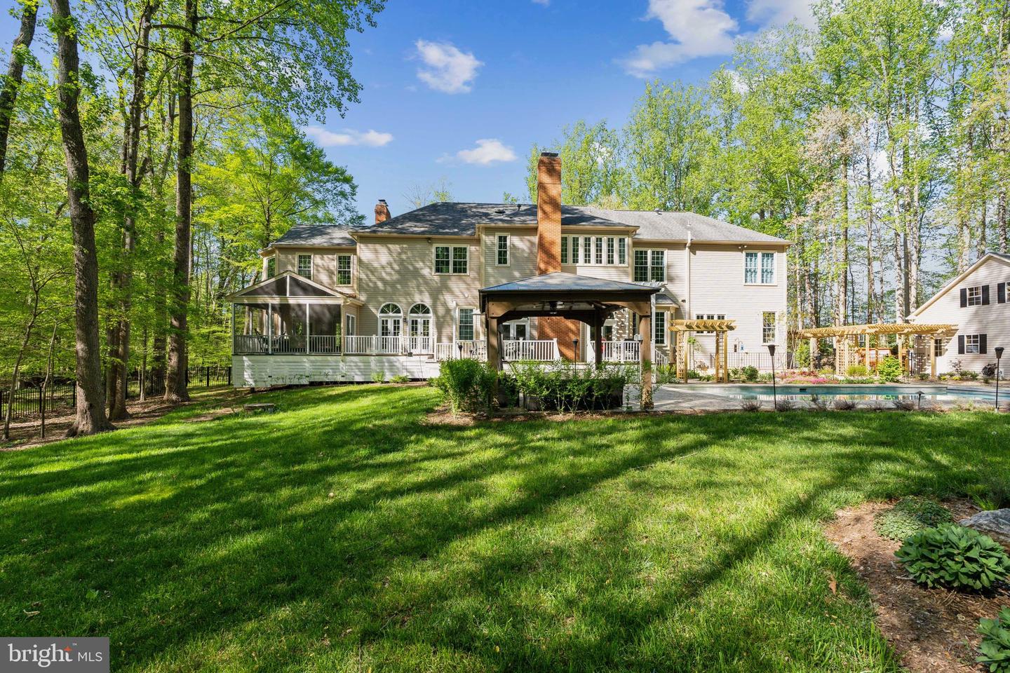 6601 RUTLEDGE DR, FAIRFAX STATION, Virginia 22039, 5 Bedrooms Bedrooms, ,4 BathroomsBathrooms,Residential,For sale,6601 RUTLEDGE DR,VAFX2233294 MLS # VAFX2233294