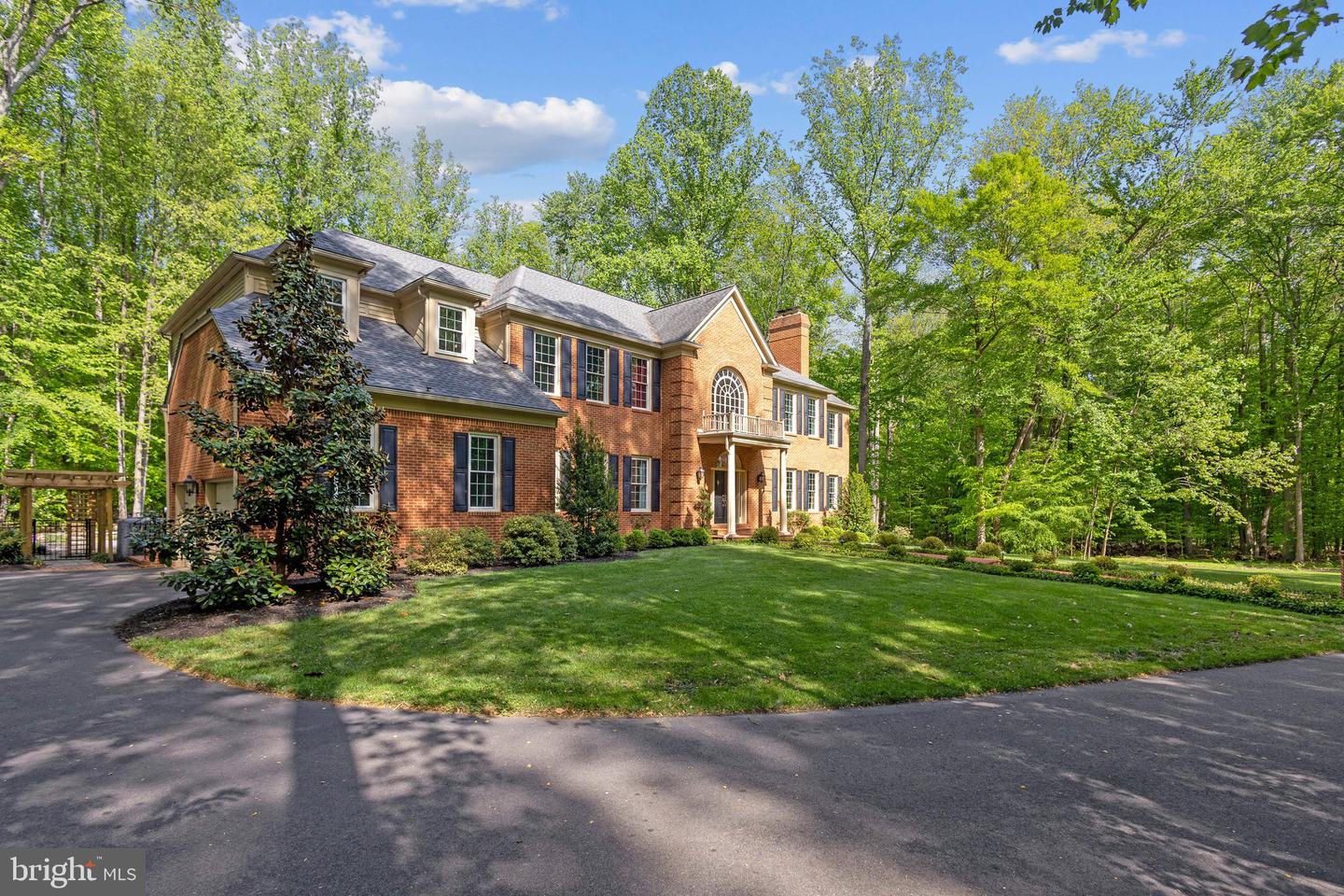6601 RUTLEDGE DR, FAIRFAX STATION, Virginia 22039, 5 Bedrooms Bedrooms, ,4 BathroomsBathrooms,Residential,For sale,6601 RUTLEDGE DR,VAFX2233294 MLS # VAFX2233294