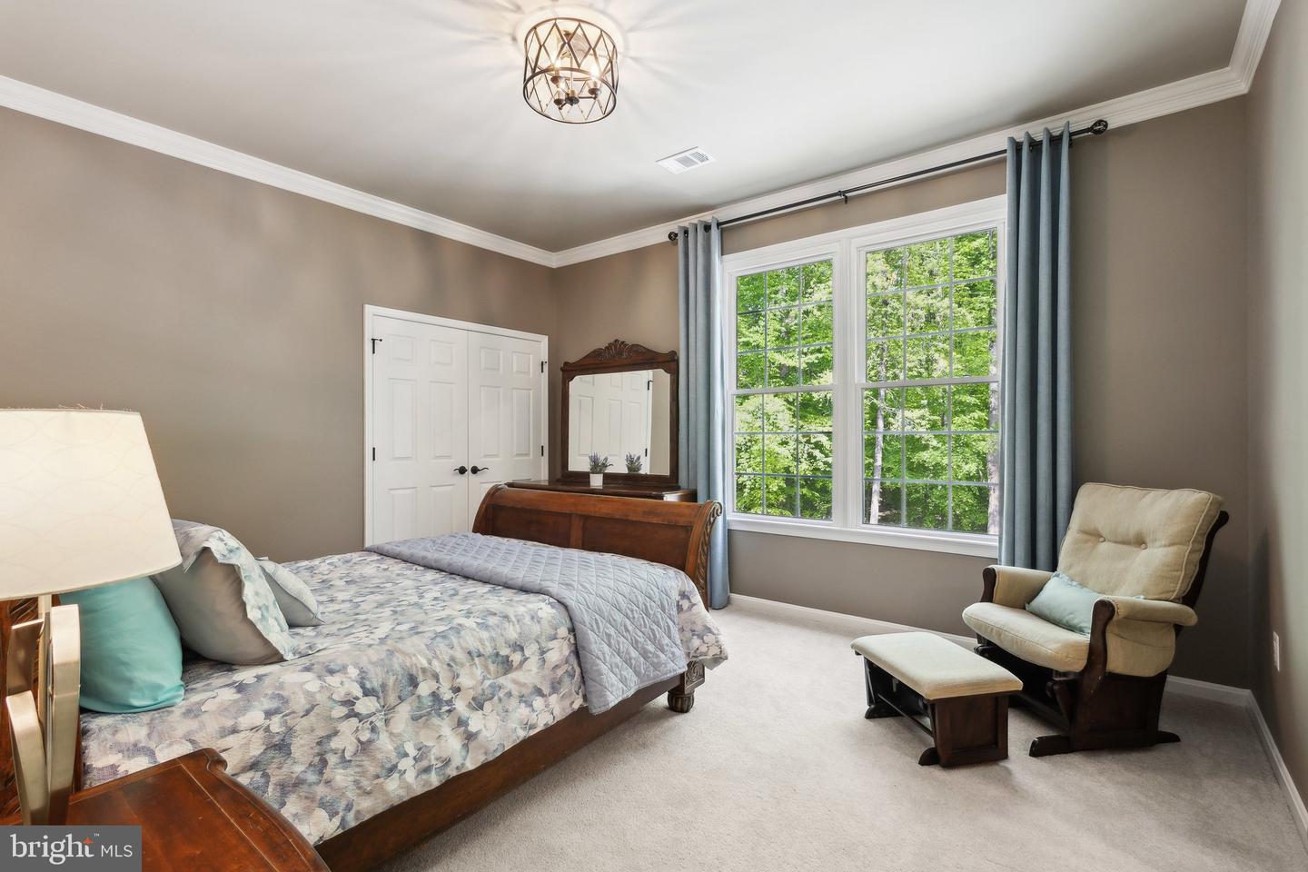 6601 RUTLEDGE DR, FAIRFAX STATION, Virginia 22039, 5 Bedrooms Bedrooms, ,4 BathroomsBathrooms,Residential,For sale,6601 RUTLEDGE DR,VAFX2233294 MLS # VAFX2233294