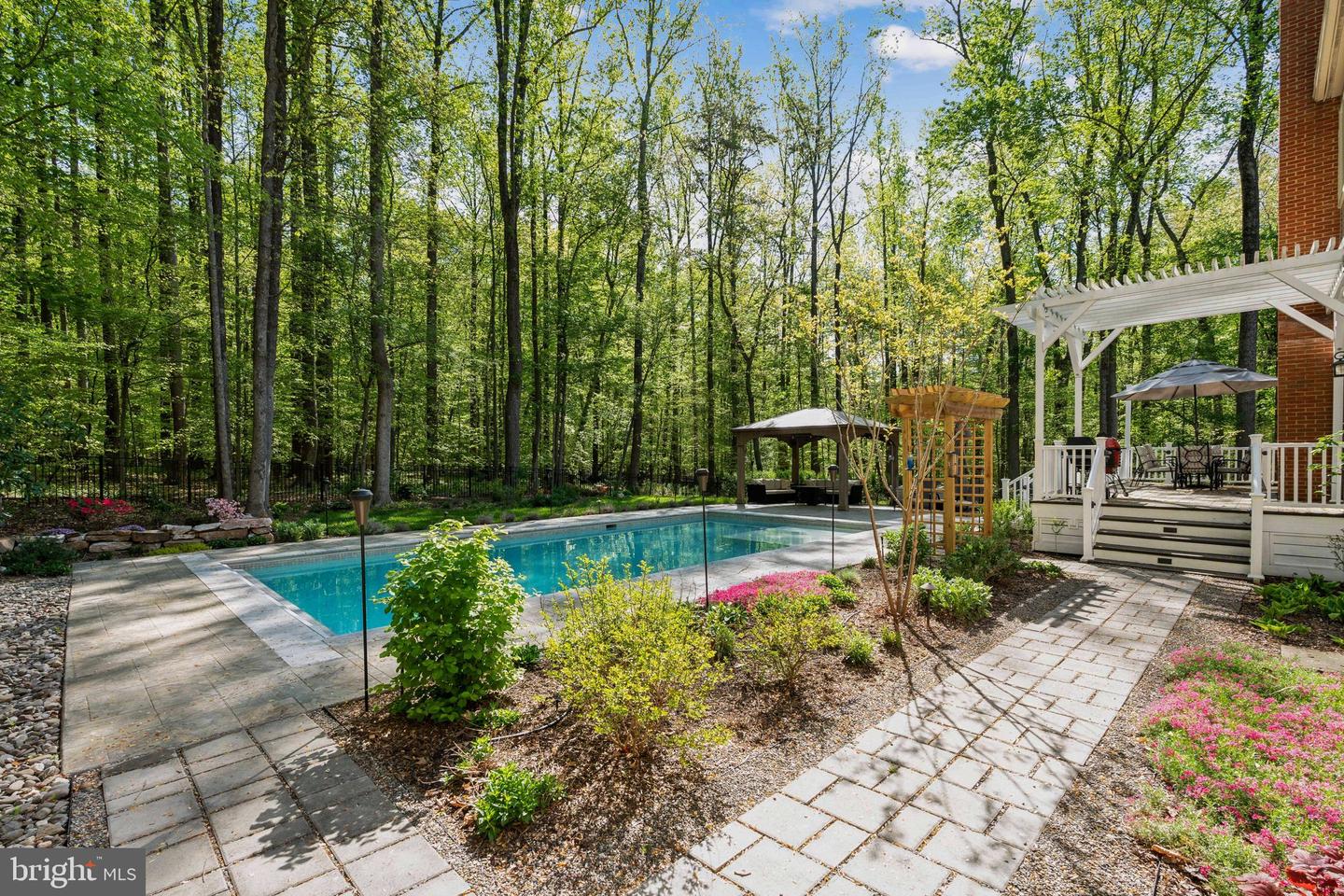 6601 RUTLEDGE DR, FAIRFAX STATION, Virginia 22039, 5 Bedrooms Bedrooms, ,4 BathroomsBathrooms,Residential,For sale,6601 RUTLEDGE DR,VAFX2233294 MLS # VAFX2233294