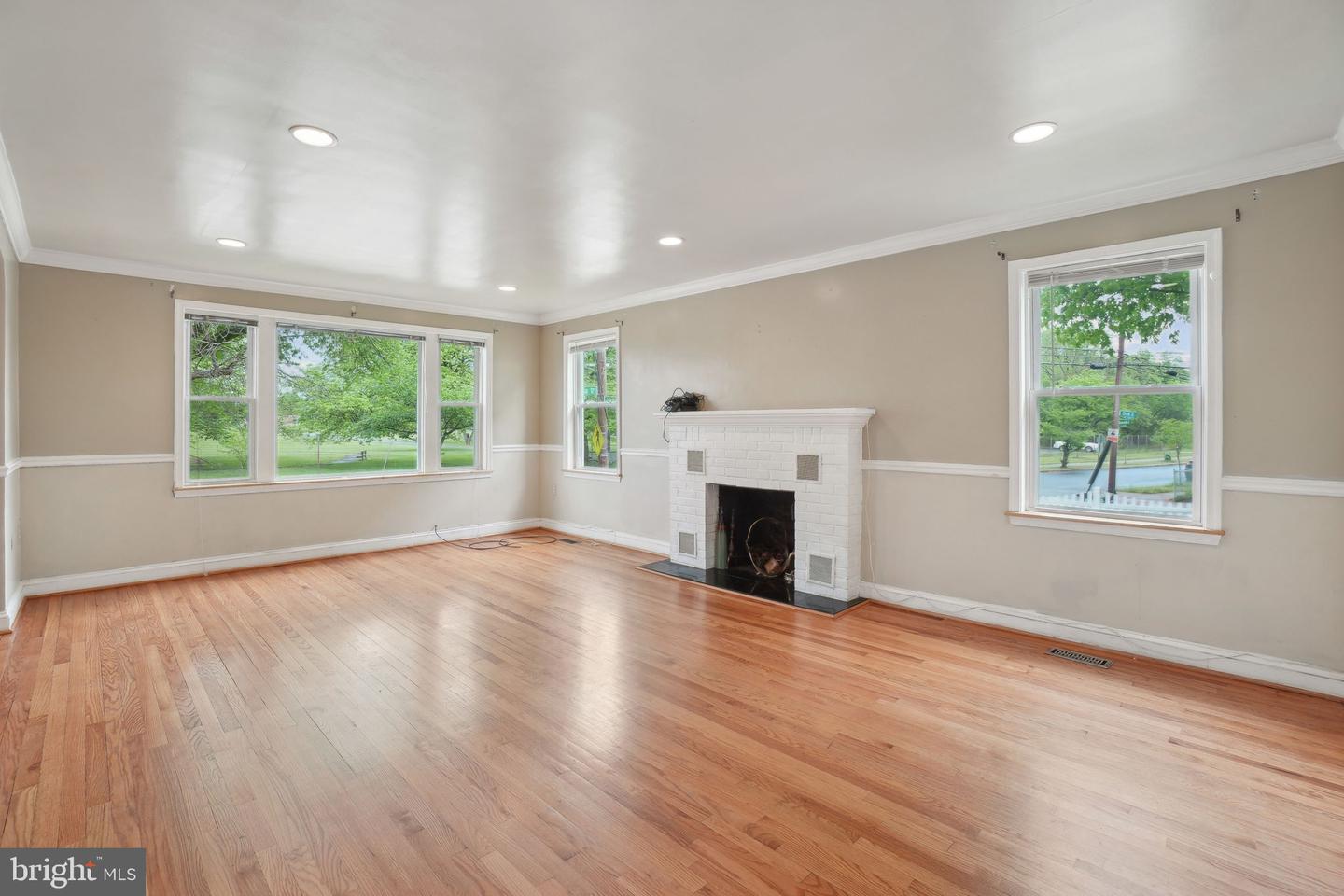 4301 ORD ST NE, WASHINGTON, District Of Columbia 20019, 4 Bedrooms Bedrooms, ,2 BathroomsBathrooms,Residential,For sale,4301 ORD ST NE,DCDC2194890 MLS # DCDC2194890