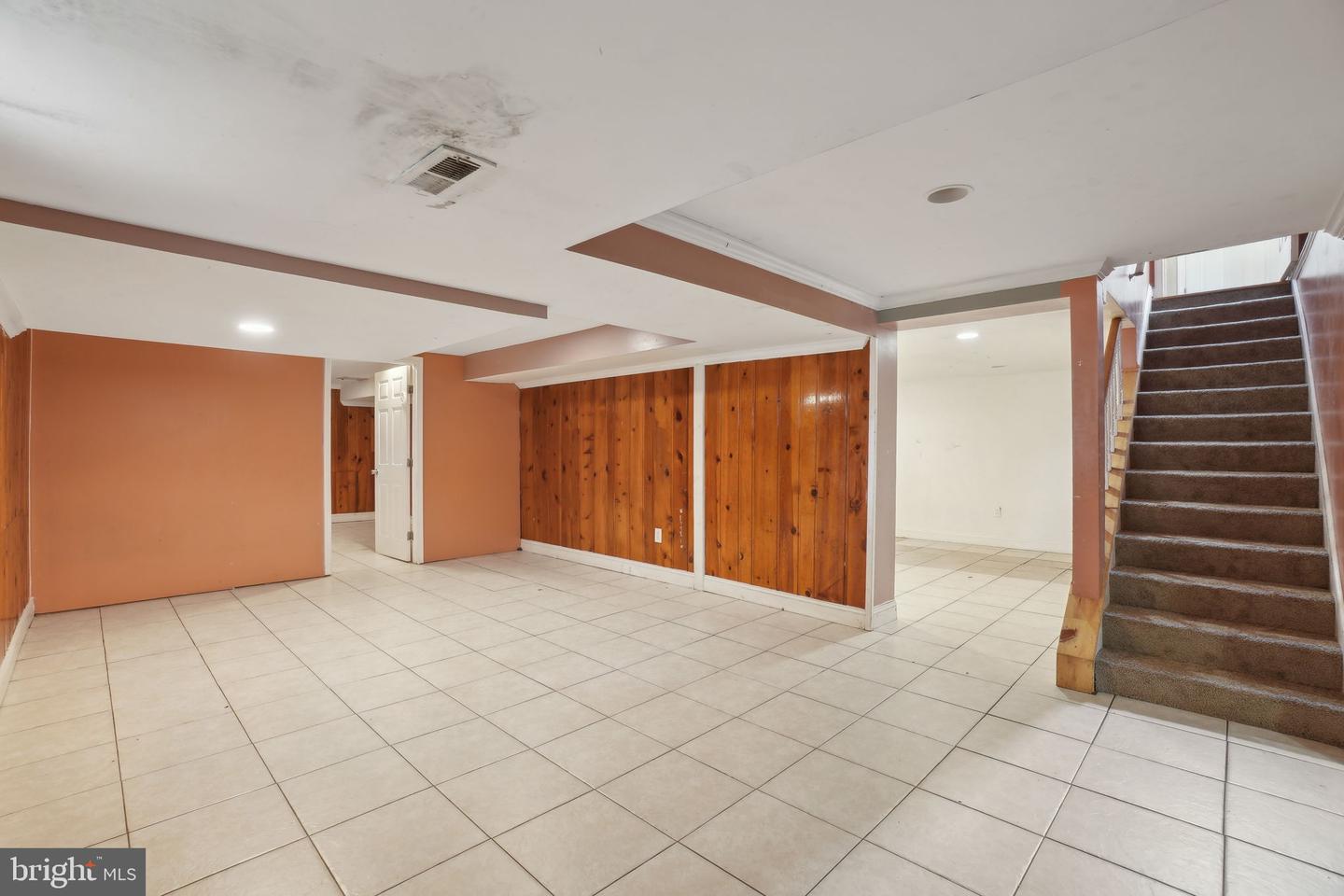 4301 ORD ST NE, WASHINGTON, District Of Columbia 20019, 4 Bedrooms Bedrooms, ,2 BathroomsBathrooms,Residential,For sale,4301 ORD ST NE,DCDC2194890 MLS # DCDC2194890