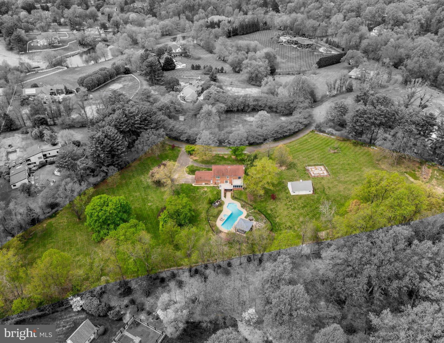 10423 DOWN PATRICK LN, GREAT FALLS, Virginia 22066, 4 Bedrooms Bedrooms, ,4 BathroomsBathrooms,Residential,For sale,10423 DOWN PATRICK LN,VAFX2233352 MLS # VAFX2233352