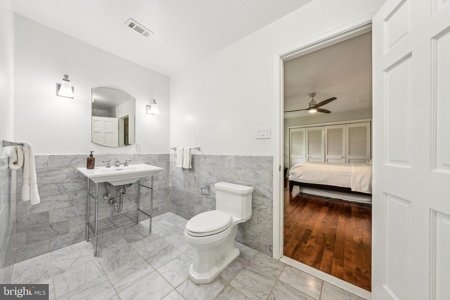 10423 DOWN PATRICK LN, GREAT FALLS, Virginia 22066, 4 Bedrooms Bedrooms, ,4 BathroomsBathrooms,Residential,For sale,10423 DOWN PATRICK LN,VAFX2233352 MLS # VAFX2233352