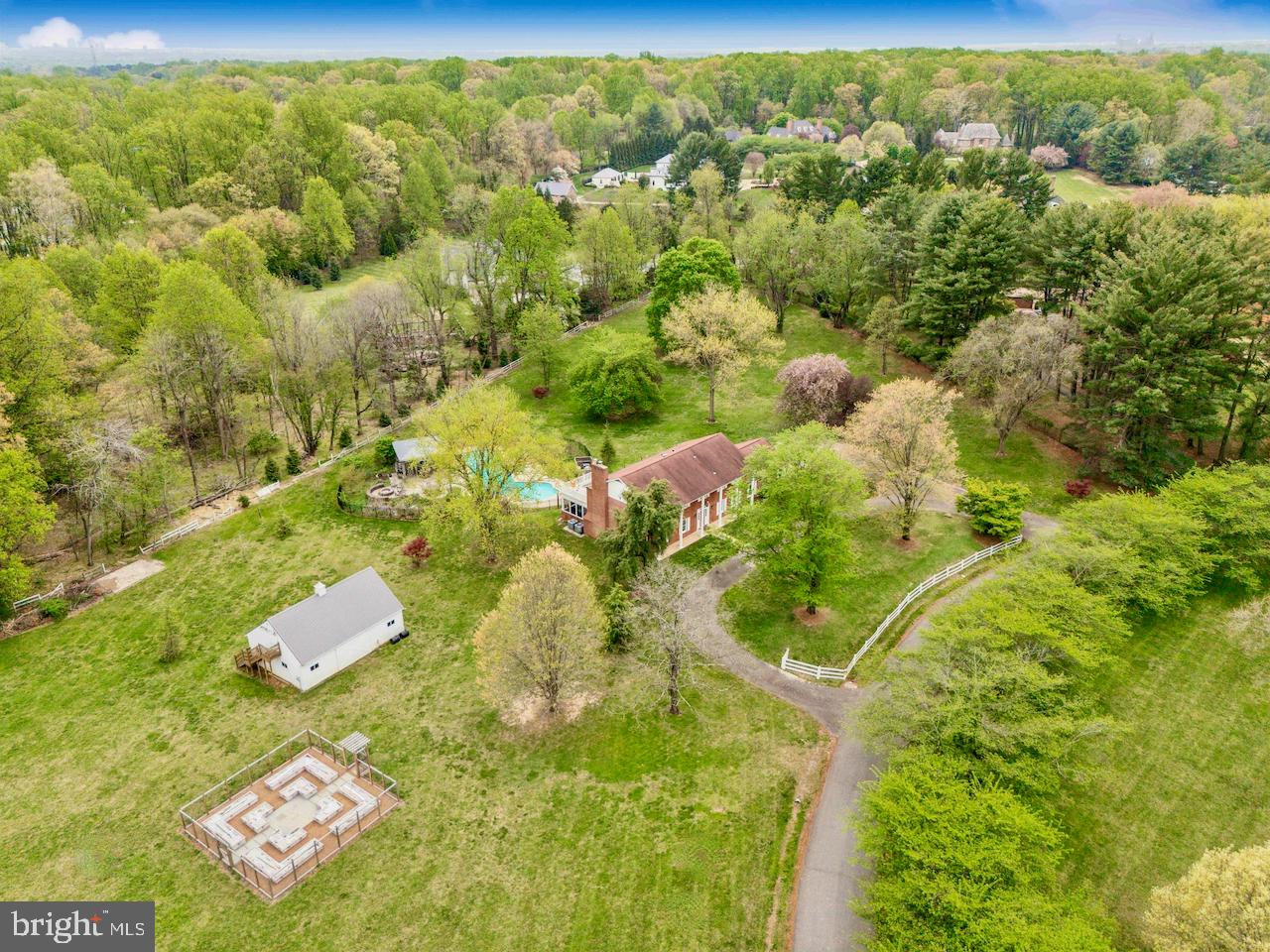 10423 DOWN PATRICK LN, GREAT FALLS, Virginia 22066, 4 Bedrooms Bedrooms, ,4 BathroomsBathrooms,Residential,For sale,10423 DOWN PATRICK LN,VAFX2233352 MLS # VAFX2233352