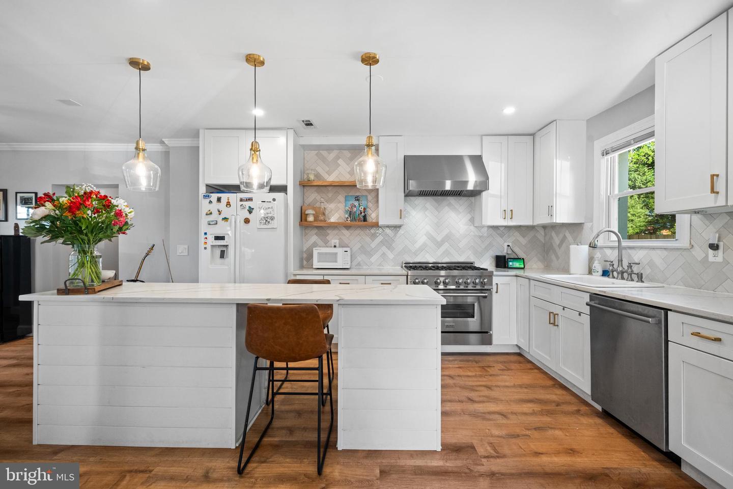 6600 QUANDER RD, ALEXANDRIA, Virginia 22307, 4 Bedrooms Bedrooms, ,2 BathroomsBathrooms,Residential,For sale,6600 QUANDER RD,VAFX2233430 MLS # VAFX2233430
