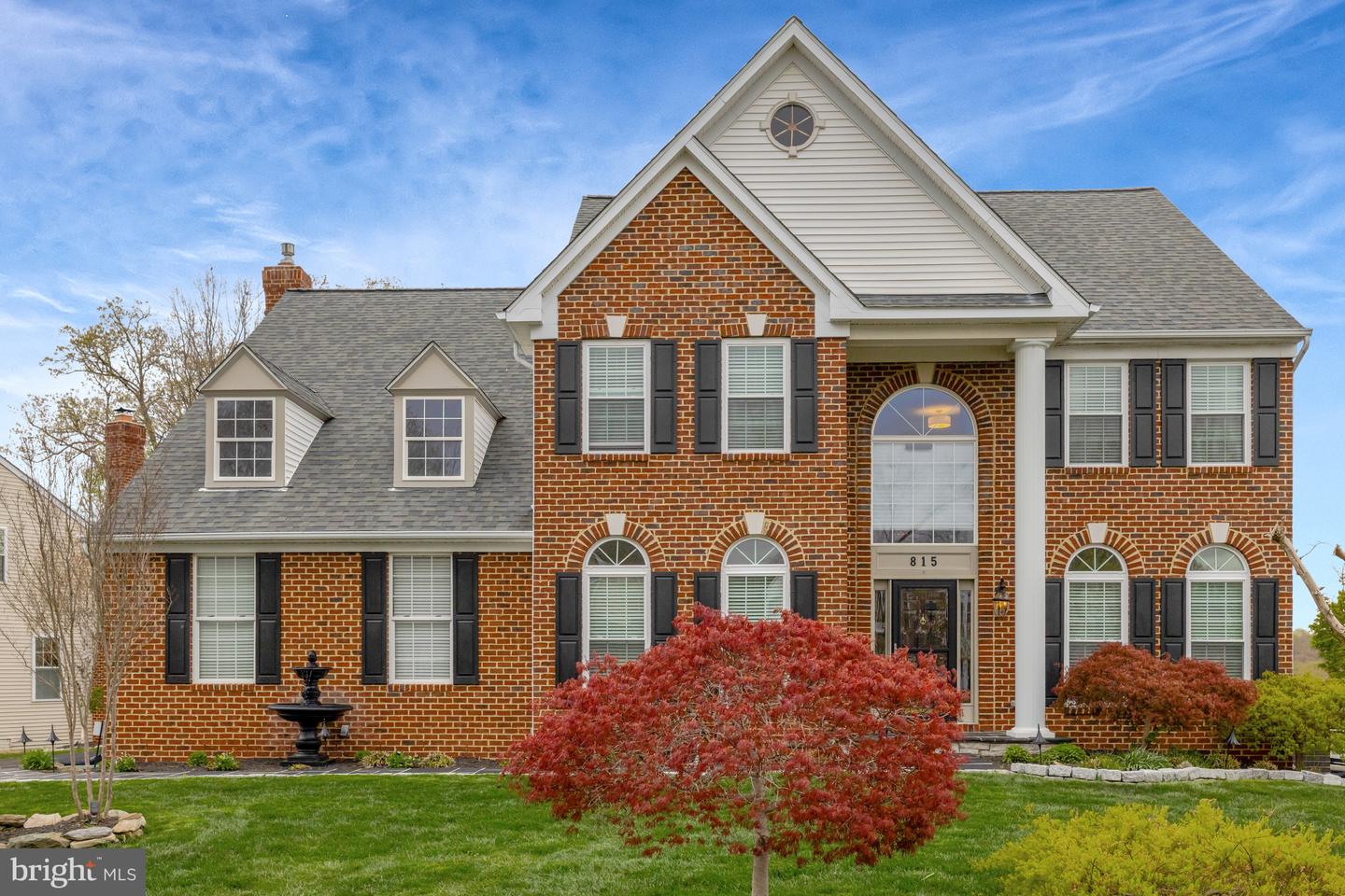 815 KENNETH PL SE, LEESBURG, Virginia 20175, 4 Bedrooms Bedrooms, ,3 BathroomsBathrooms,Residential,For sale,815 KENNETH PL SE,VALO2093592 MLS # VALO2093592