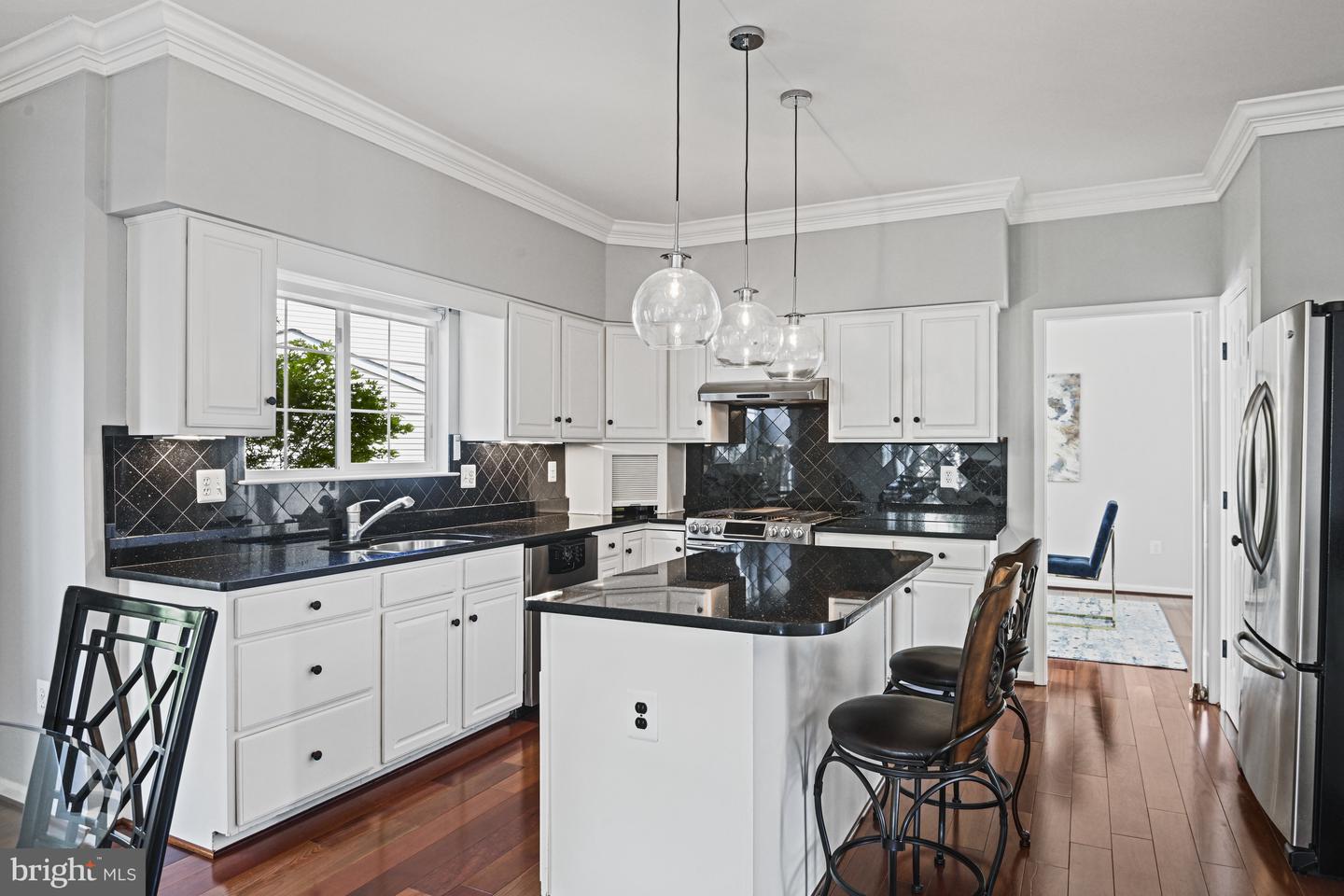 815 KENNETH PL SE, LEESBURG, Virginia 20175, 4 Bedrooms Bedrooms, ,3 BathroomsBathrooms,Residential,For sale,815 KENNETH PL SE,VALO2093592 MLS # VALO2093592