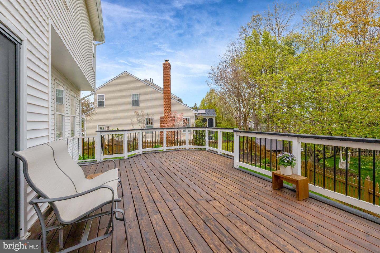 815 KENNETH PL SE, LEESBURG, Virginia 20175, 4 Bedrooms Bedrooms, ,3 BathroomsBathrooms,Residential,For sale,815 KENNETH PL SE,VALO2093592 MLS # VALO2093592