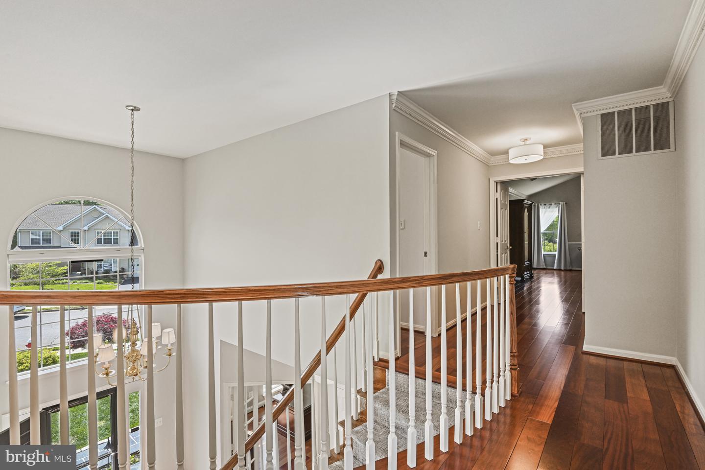 815 KENNETH PL SE, LEESBURG, Virginia 20175, 4 Bedrooms Bedrooms, ,3 BathroomsBathrooms,Residential,For sale,815 KENNETH PL SE,VALO2093592 MLS # VALO2093592
