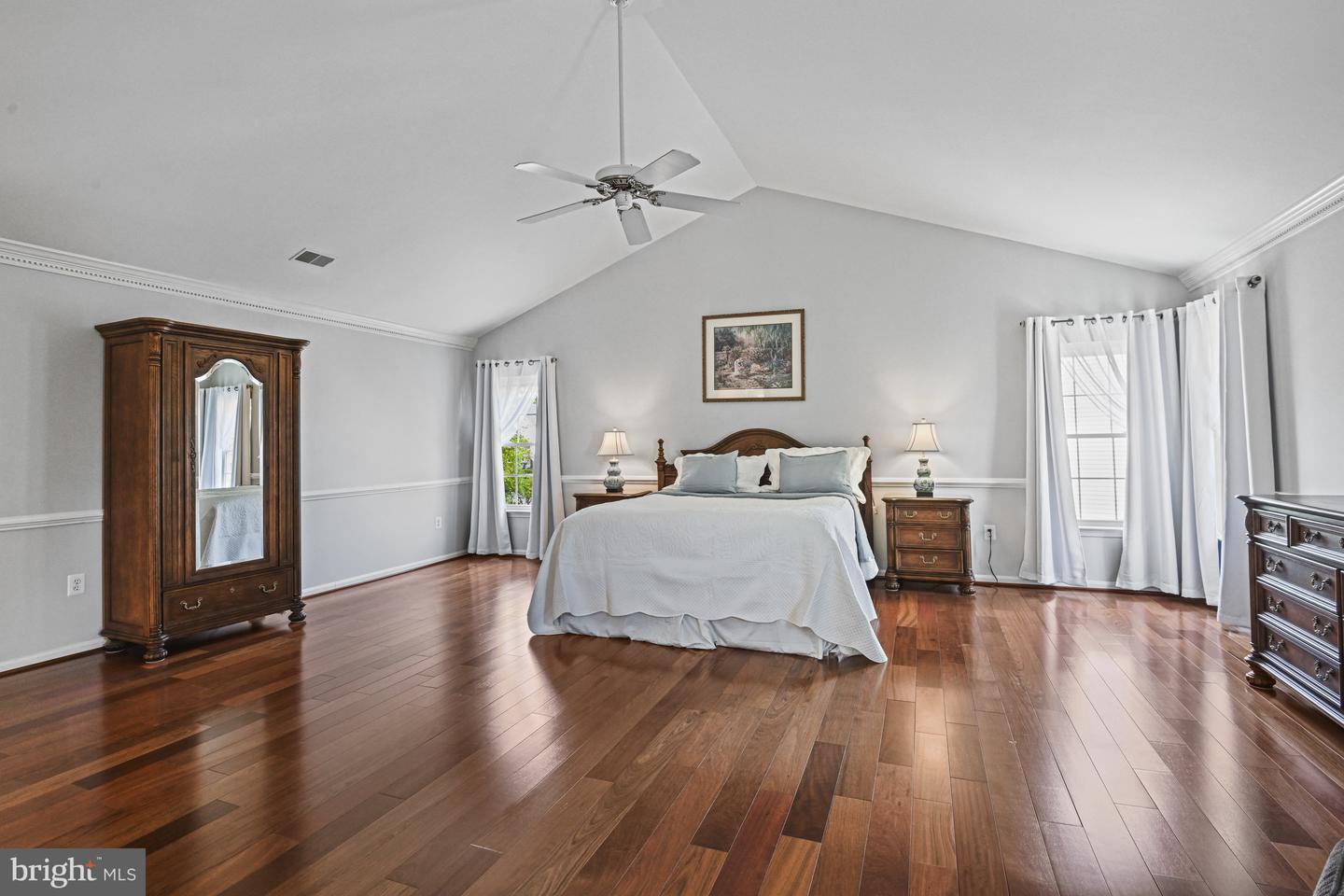 815 KENNETH PL SE, LEESBURG, Virginia 20175, 4 Bedrooms Bedrooms, ,3 BathroomsBathrooms,Residential,For sale,815 KENNETH PL SE,VALO2093592 MLS # VALO2093592