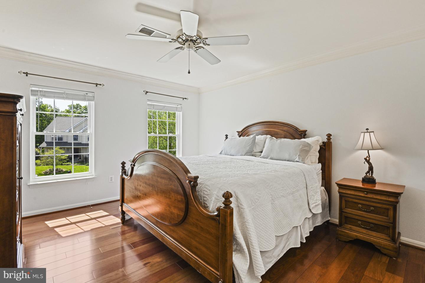 815 KENNETH PL SE, LEESBURG, Virginia 20175, 4 Bedrooms Bedrooms, ,3 BathroomsBathrooms,Residential,For sale,815 KENNETH PL SE,VALO2093592 MLS # VALO2093592