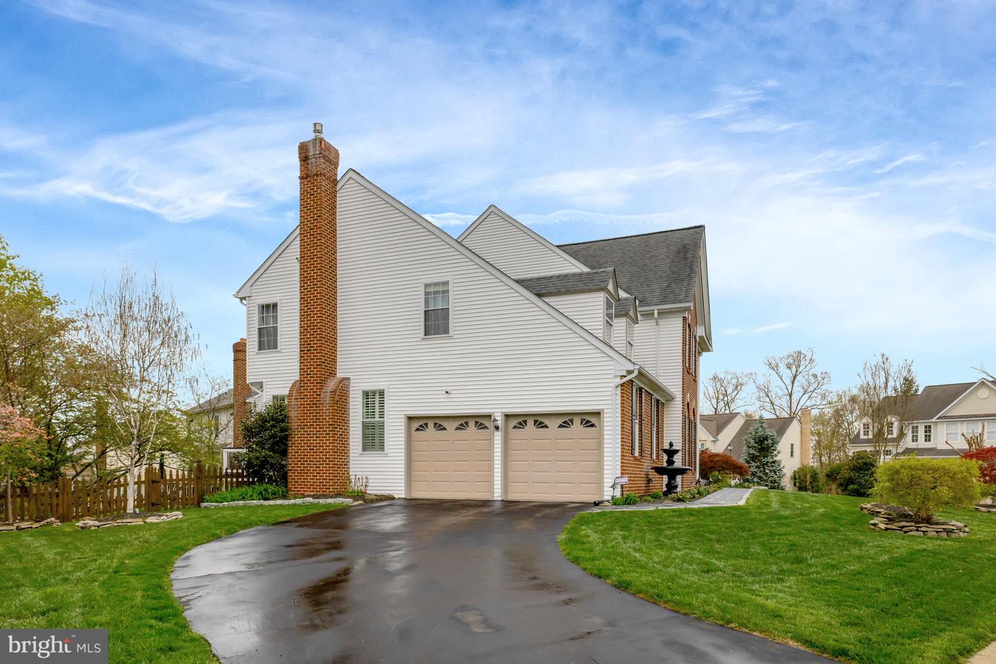 815 KENNETH PL SE, LEESBURG, Virginia 20175, 4 Bedrooms Bedrooms, ,3 BathroomsBathrooms,Residential,For sale,815 KENNETH PL SE,VALO2093592 MLS # VALO2093592