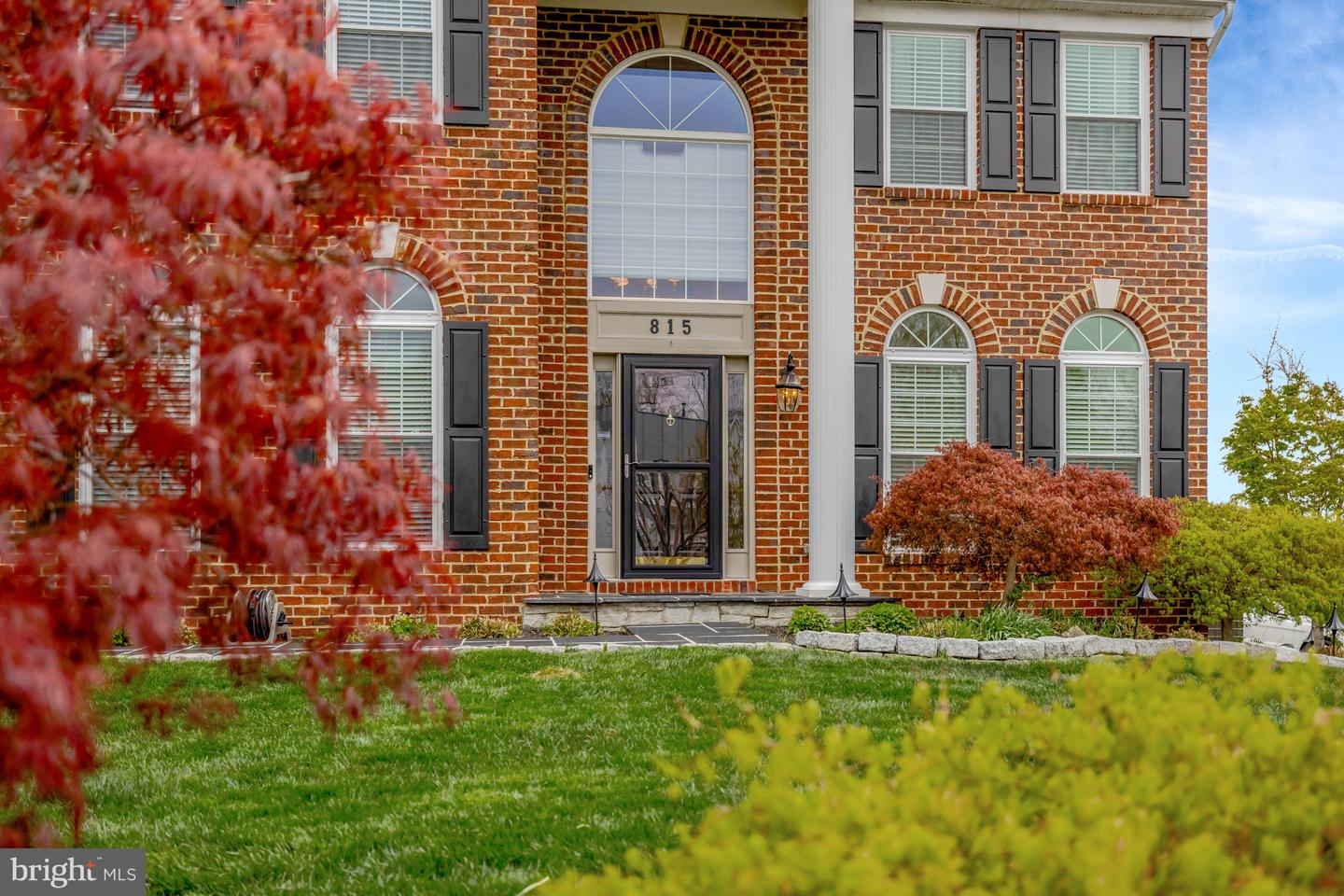 815 KENNETH PL SE, LEESBURG, Virginia 20175, 4 Bedrooms Bedrooms, ,3 BathroomsBathrooms,Residential,For sale,815 KENNETH PL SE,VALO2093592 MLS # VALO2093592