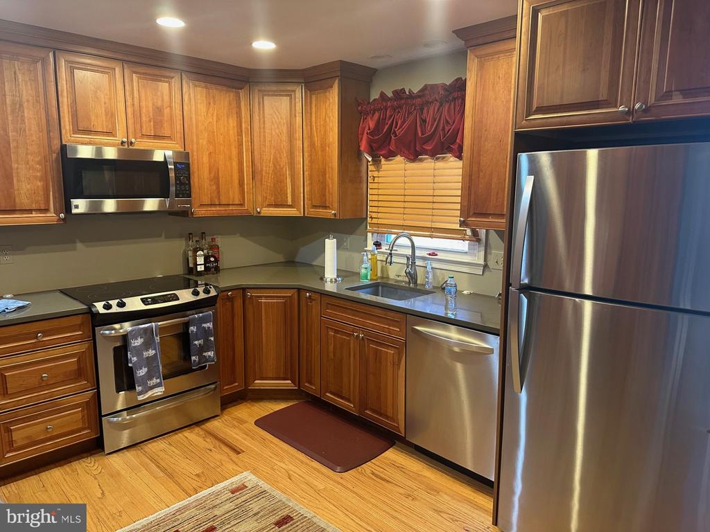 9743 LEES MILL RD, WARRENTON, Virginia 20186, 3 Bedrooms Bedrooms, ,2 BathroomsBathrooms,Residential,9743 LEES MILL RD,VAFQ2016262 MLS # VAFQ2016262