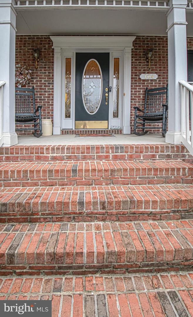 104 QUIGLEY CT, WINCHESTER, Virginia 22602, 4 Bedrooms Bedrooms, ,2 BathroomsBathrooms,Residential,For sale,104 QUIGLEY CT,VAFV2033402 MLS # VAFV2033402