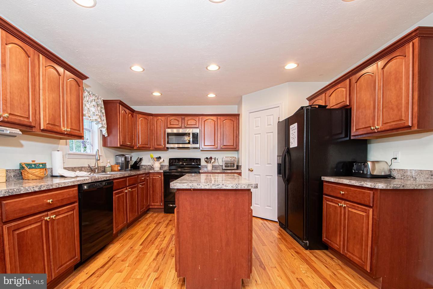 104 QUIGLEY CT, WINCHESTER, Virginia 22602, 4 Bedrooms Bedrooms, ,2 BathroomsBathrooms,Residential,For sale,104 QUIGLEY CT,VAFV2033402 MLS # VAFV2033402