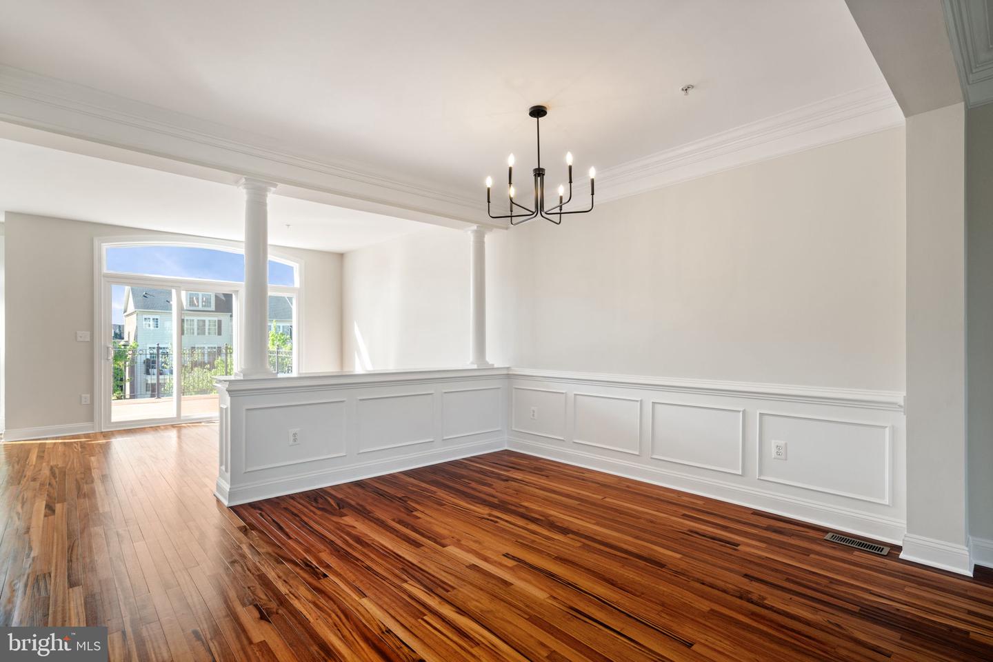 43781 APACHE WELLS TER, LEESBURG, Virginia 20176, 3 Bedrooms Bedrooms, ,2 BathroomsBathrooms,Residential,For sale,43781 APACHE WELLS TER,VALO2093596 MLS # VALO2093596