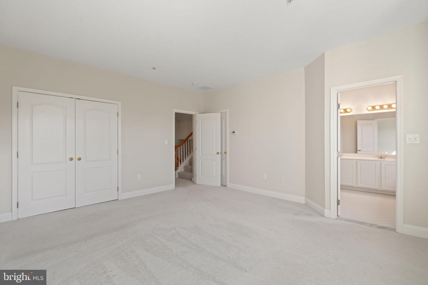 43781 APACHE WELLS TER, LEESBURG, Virginia 20176, 3 Bedrooms Bedrooms, ,2 BathroomsBathrooms,Residential,For sale,43781 APACHE WELLS TER,VALO2093596 MLS # VALO2093596