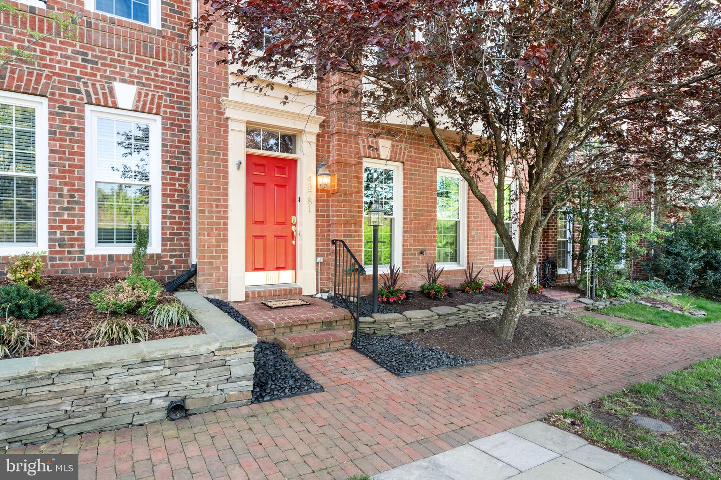 43781 APACHE WELLS TER, LEESBURG, Virginia 20176, 3 Bedrooms Bedrooms, ,2 BathroomsBathrooms,Residential,For sale,43781 APACHE WELLS TER,VALO2093596 MLS # VALO2093596