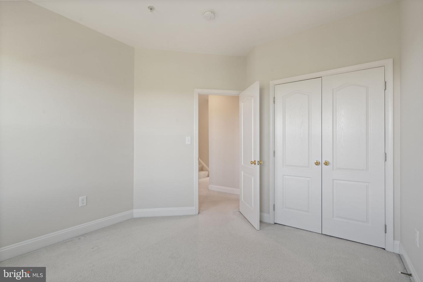 43781 APACHE WELLS TER, LEESBURG, Virginia 20176, 3 Bedrooms Bedrooms, ,2 BathroomsBathrooms,Residential,For sale,43781 APACHE WELLS TER,VALO2093596 MLS # VALO2093596