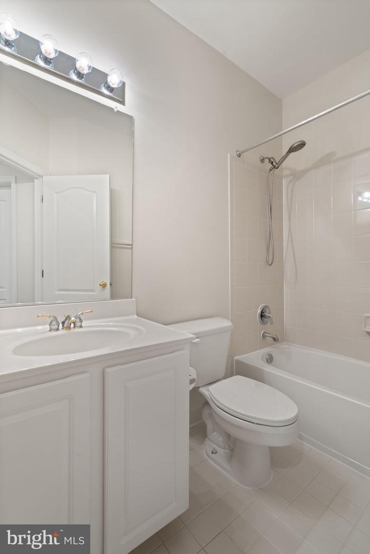 43781 APACHE WELLS TER, LEESBURG, Virginia 20176, 3 Bedrooms Bedrooms, ,2 BathroomsBathrooms,Residential,For sale,43781 APACHE WELLS TER,VALO2093596 MLS # VALO2093596