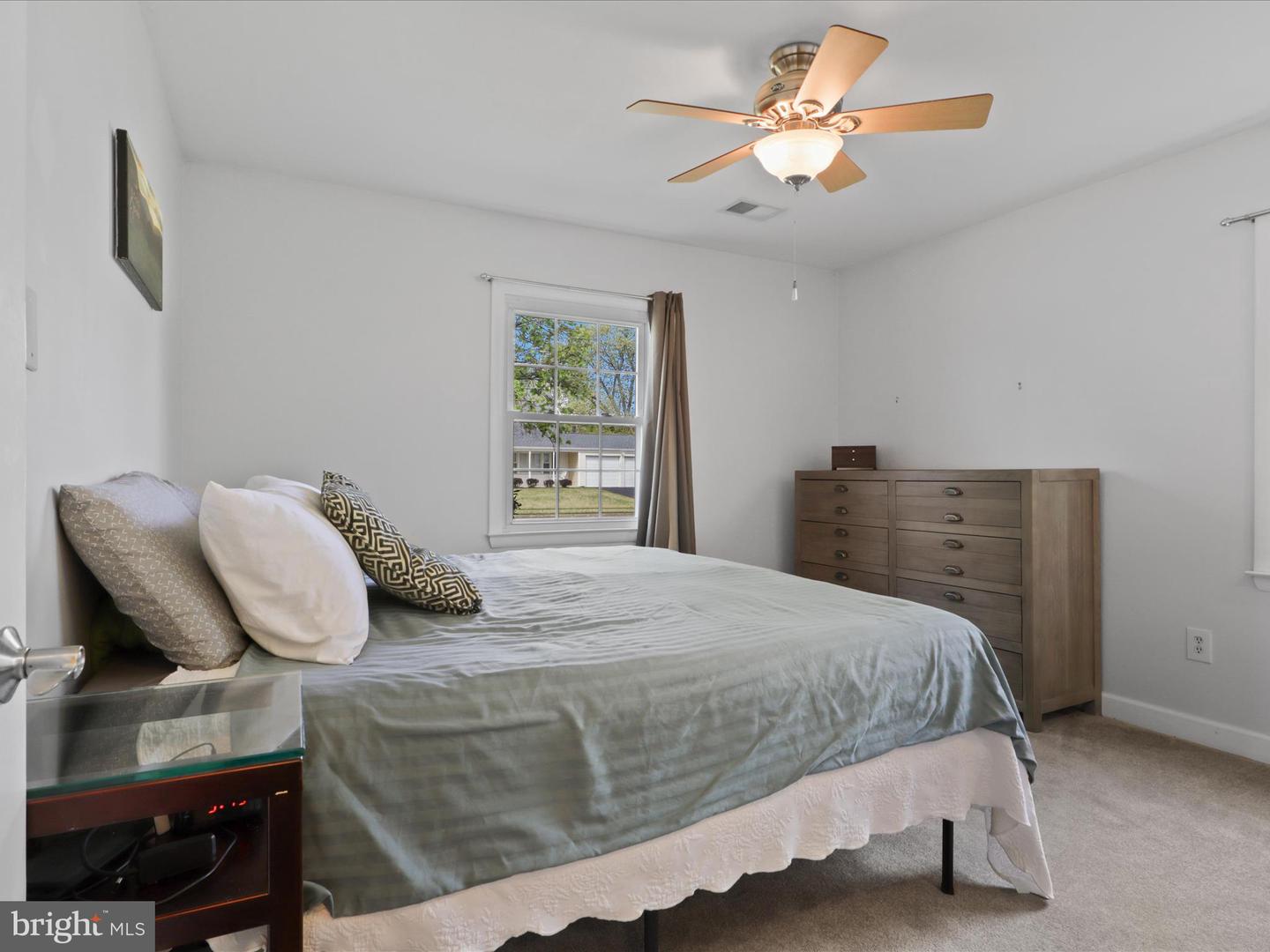 13129 PENNYPACKER LN, FAIRFAX, Virginia 22033, 4 Bedrooms Bedrooms, ,2 BathroomsBathrooms,Residential,For sale,13129 PENNYPACKER LN,VAFX2233560 MLS # VAFX2233560