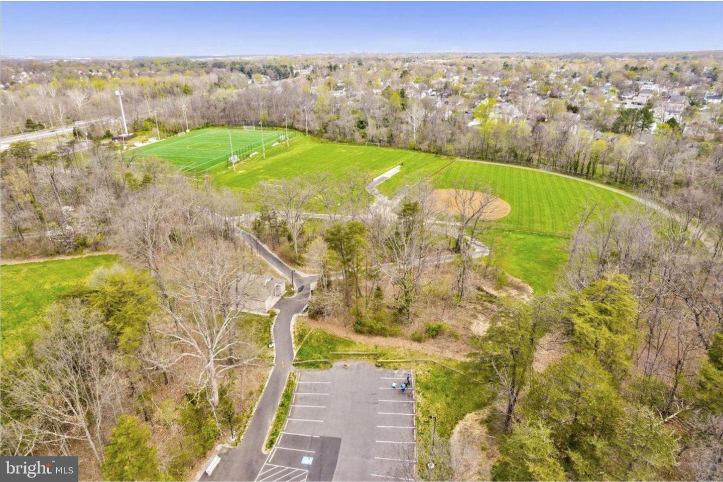 13129 PENNYPACKER LN, FAIRFAX, Virginia 22033, 4 Bedrooms Bedrooms, ,2 BathroomsBathrooms,Residential,For sale,13129 PENNYPACKER LN,VAFX2233560 MLS # VAFX2233560