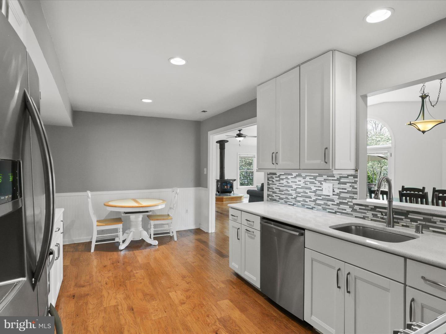13129 PENNYPACKER LN, FAIRFAX, Virginia 22033, 4 Bedrooms Bedrooms, ,2 BathroomsBathrooms,Residential,For sale,13129 PENNYPACKER LN,VAFX2233560 MLS # VAFX2233560