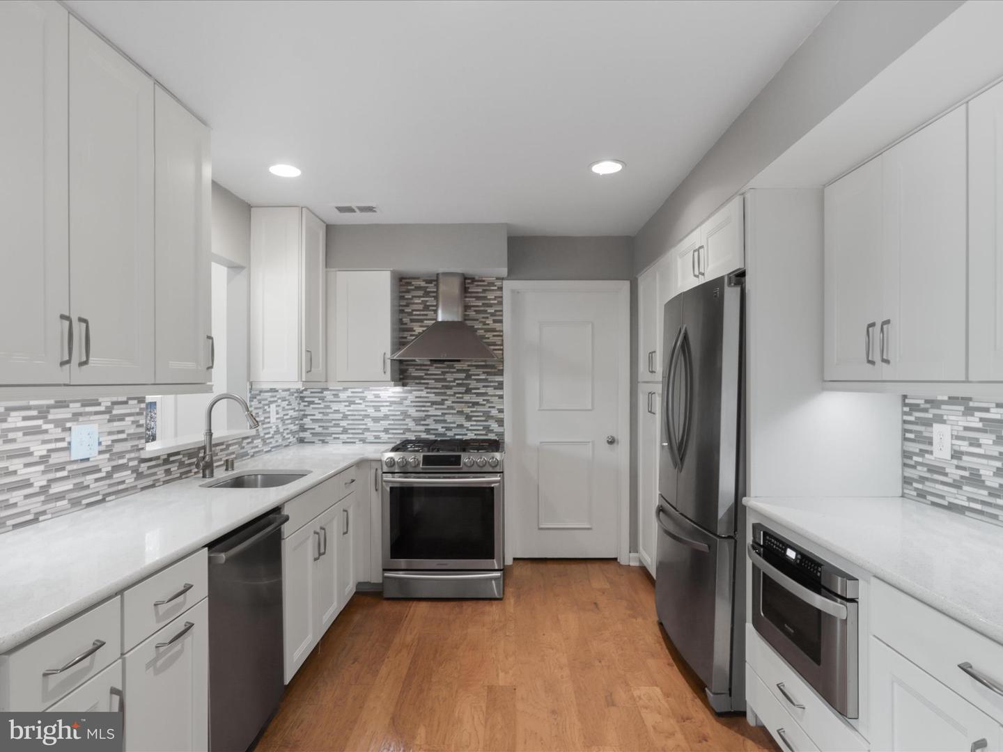 13129 PENNYPACKER LN, FAIRFAX, Virginia 22033, 4 Bedrooms Bedrooms, ,2 BathroomsBathrooms,Residential,For sale,13129 PENNYPACKER LN,VAFX2233560 MLS # VAFX2233560