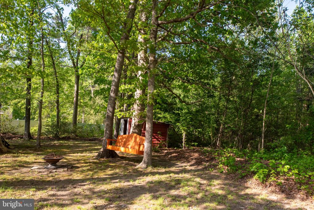 5703 E POINT CIR, SPOTSYLVANIA, Virginia 22551, 5 Bedrooms Bedrooms, ,3 BathroomsBathrooms,Residential,5703 E POINT CIR,VASP2032296 MLS # VASP2032296