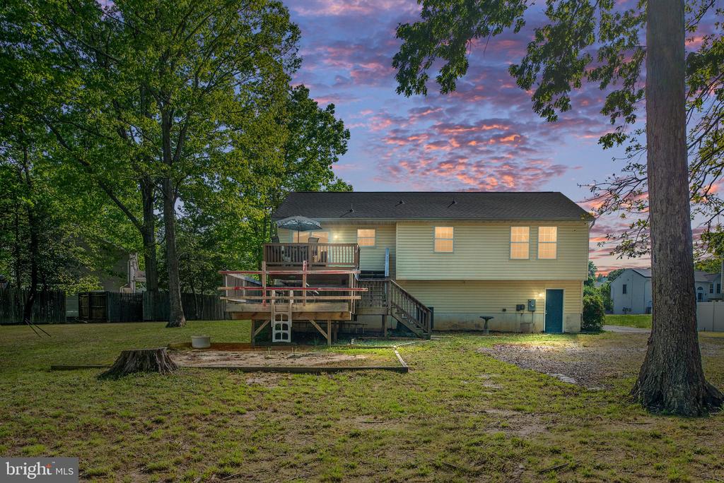 5703 E POINT CIR, SPOTSYLVANIA, Virginia 22551, 5 Bedrooms Bedrooms, ,3 BathroomsBathrooms,Residential,5703 E POINT CIR,VASP2032296 MLS # VASP2032296