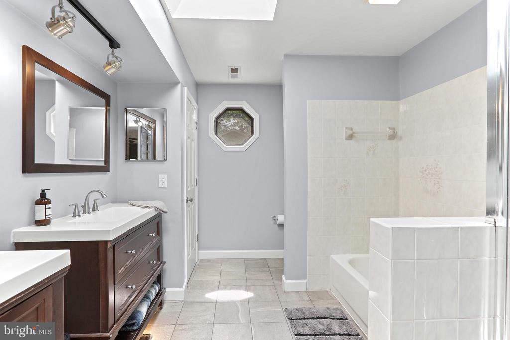 3908 HAZEL CT, FREDERICKSBURG, Virginia 22407, 4 Bedrooms Bedrooms, ,2 BathroomsBathrooms,Residential,3908 HAZEL CT,VASP2032354 MLS # VASP2032354