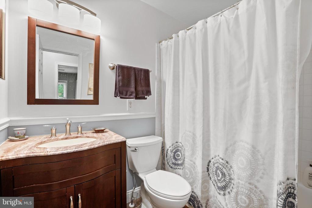 3908 HAZEL CT, FREDERICKSBURG, Virginia 22407, 4 Bedrooms Bedrooms, ,2 BathroomsBathrooms,Residential,3908 HAZEL CT,VASP2032354 MLS # VASP2032354