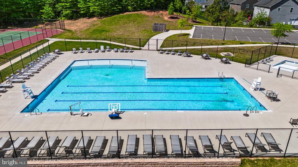 8005 INTERNATIONAL DR, WARRENTON, Virginia, 6 Bedrooms Bedrooms, ,5 BathroomsBathrooms,Residential,8005 INTERNATIONAL DR,VAFQ2016324 MLS # VAFQ2016324