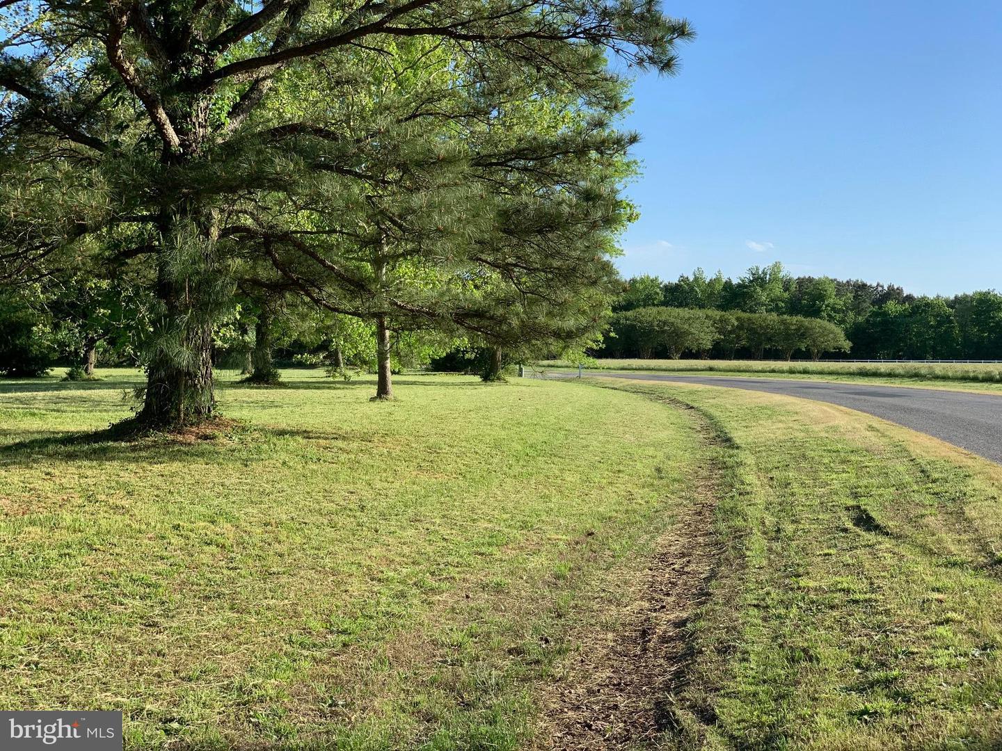 LOT 16 OLD POINT RD, WHITE STONE, Virginia 22578, ,Land,For sale,LOT 16 OLD POINT RD,VALV2000766 MLS # VALV2000766