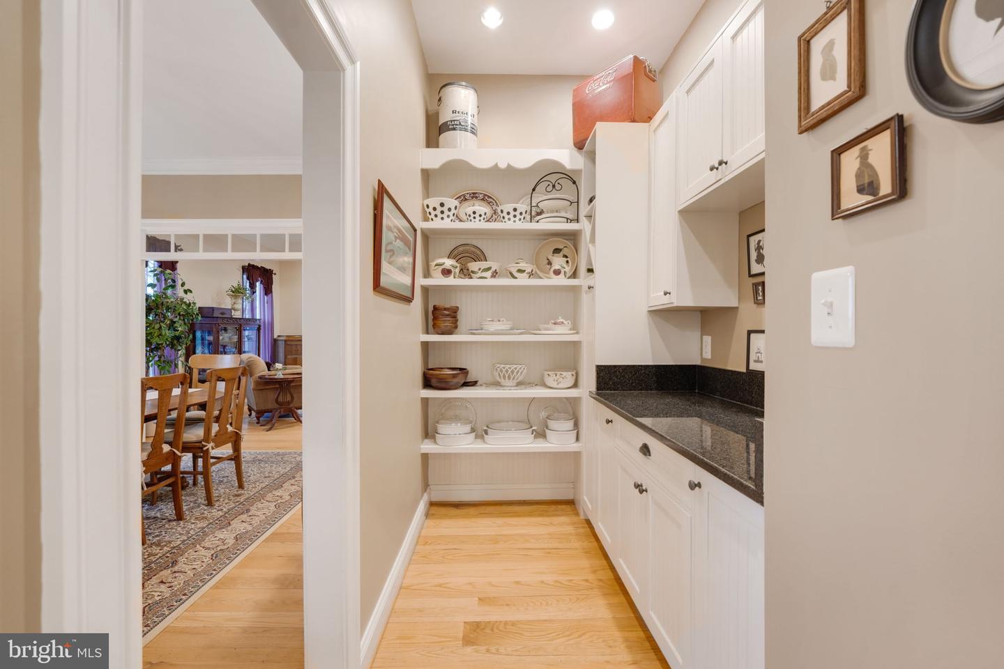 34844 APPLE PRIDE CT, ROUND HILL, Virginia 20141, 5 Bedrooms Bedrooms, ,4 BathroomsBathrooms,Residential,For sale,34844 APPLE PRIDE CT,VALO2094042 MLS # VALO2094042