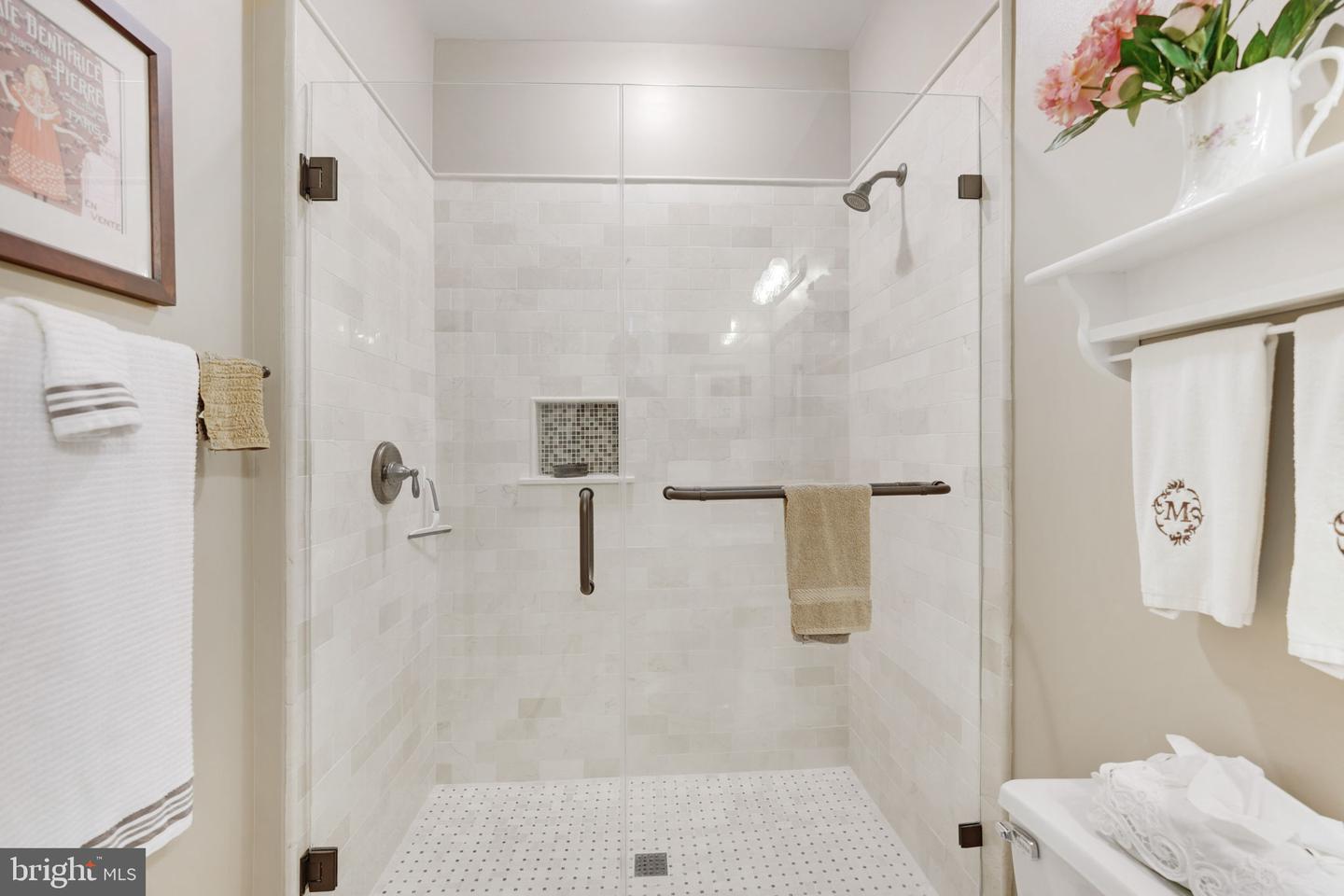 34844 APPLE PRIDE CT, ROUND HILL, Virginia 20141, 5 Bedrooms Bedrooms, ,4 BathroomsBathrooms,Residential,For sale,34844 APPLE PRIDE CT,VALO2094042 MLS # VALO2094042