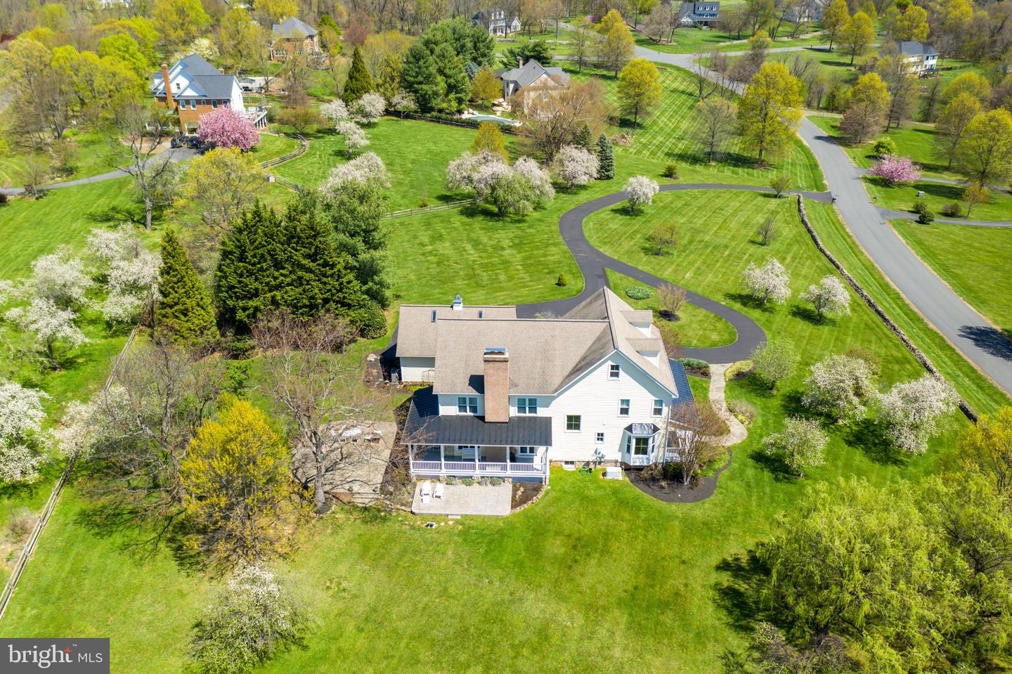 34844 APPLE PRIDE CT, ROUND HILL, Virginia 20141, 5 Bedrooms Bedrooms, ,4 BathroomsBathrooms,Residential,For sale,34844 APPLE PRIDE CT,VALO2094042 MLS # VALO2094042
