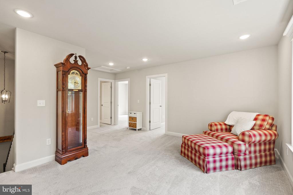 5713 FINLEY ROSE CT, FREDERICKSBURG, Virginia 22407, 3 Bedrooms Bedrooms, ,2 BathroomsBathrooms,Residential,5713 FINLEY ROSE CT,VASP2032588 MLS # VASP2032588