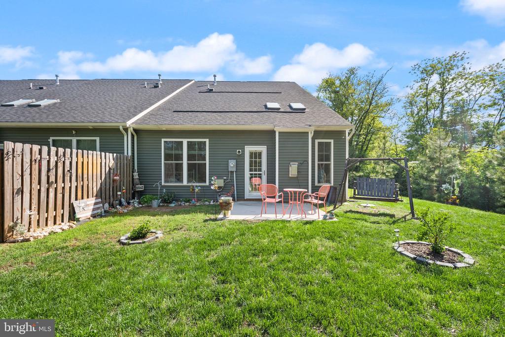 5713 FINLEY ROSE CT, FREDERICKSBURG, Virginia 22407, 3 Bedrooms Bedrooms, ,2 BathroomsBathrooms,Residential,5713 FINLEY ROSE CT,VASP2032588 MLS # VASP2032588