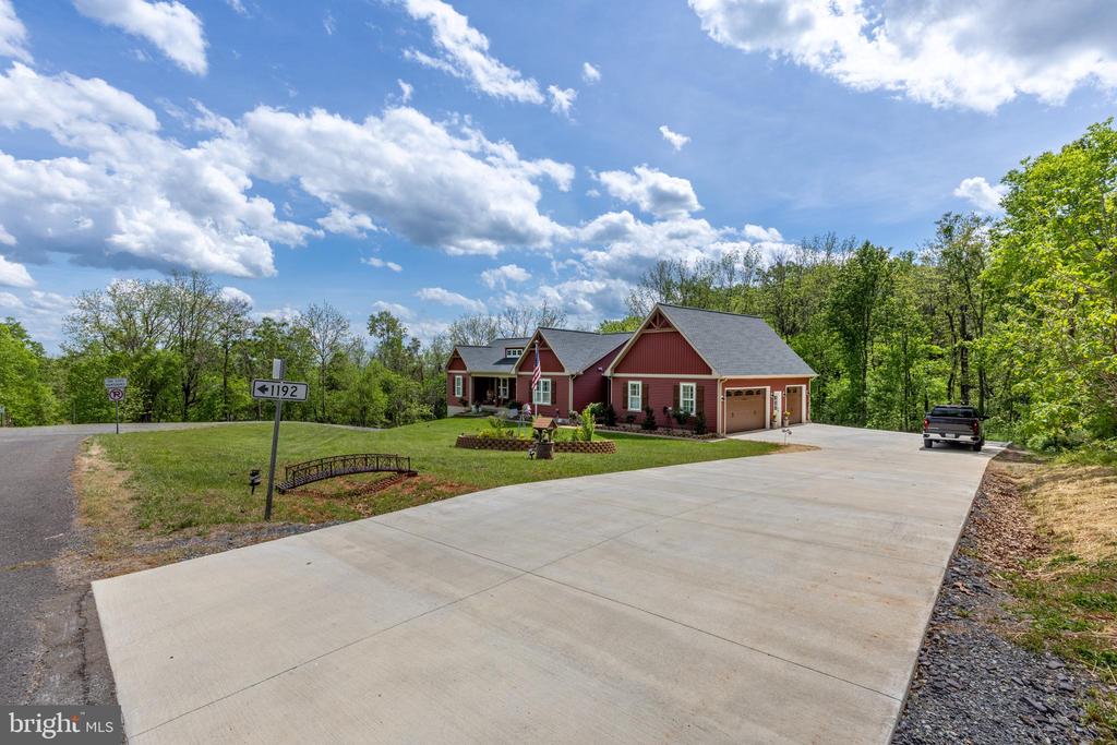 17114 REID HILL, CULPEPER, Virginia 22701, 4 Bedrooms Bedrooms, ,3 BathroomsBathrooms,Residential,17114 REID HILL,VACU2010444 MLS # VACU2010444