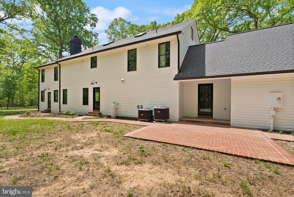 4057 GOLDMINE RD, GOLDVEIN, Virginia, 4 Bedrooms Bedrooms, ,4 BathroomsBathrooms,Residential,4057 GOLDMINE RD,VAFQ2016354 MLS # VAFQ2016354