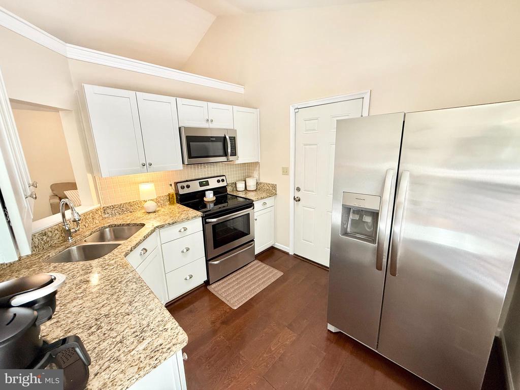 3805 LANCASTER RING RD, FREDERICKSBURG, Virginia 22408, 3 Bedrooms Bedrooms, ,2 BathroomsBathrooms,Residential,LANCASTER GATE HOA,3805 LANCASTER RING RD,VASP2032670 MLS # VASP2032670
